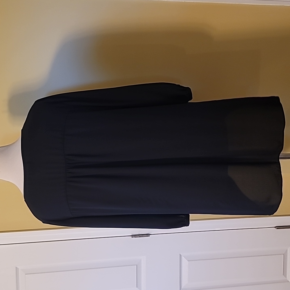 Cross Neck Top - Picture 5 of 10
